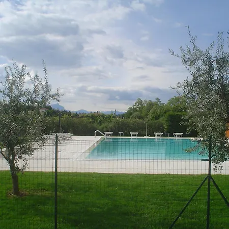 Lantgård Borgo Di Calmasino *