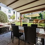 Borgo Di Calmasino Feriegård *