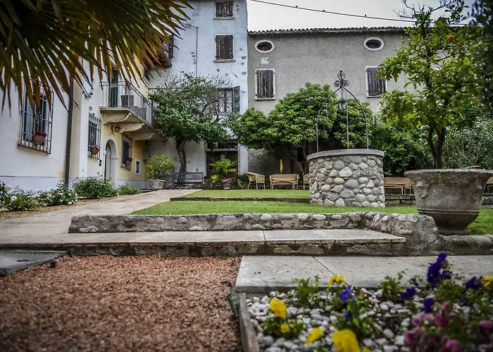 Alloggio per agriturismo Borgo Di Calmasino Bardolino