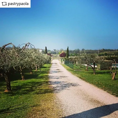 Borgo Di Calmasino