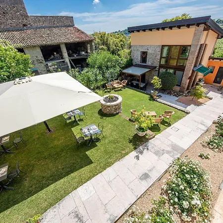 Vakantieboerderij Borgo Di Calmasino