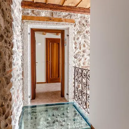 Çiftlik konaklama Borgo Di Calmasino