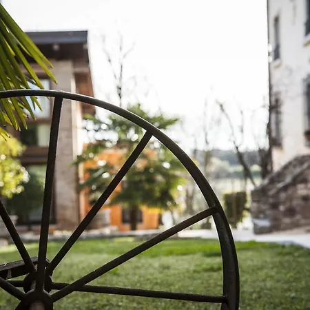 Borgo Di Calmasino * 巴多利诺