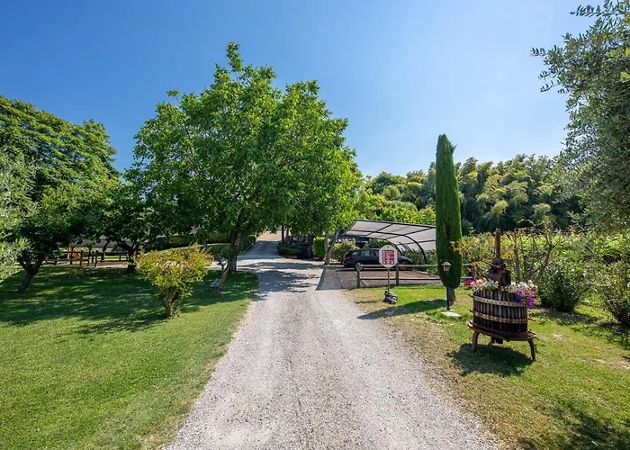 Borgo Di Calmasino Бардолино