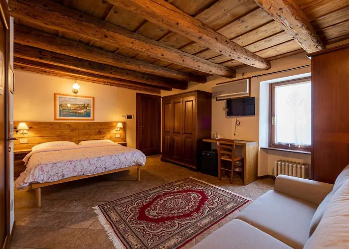 Borgo Di Calmasino Фермерский дом