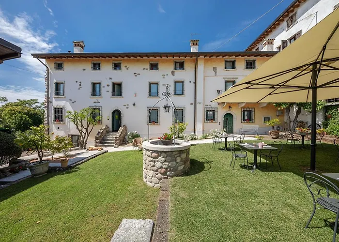 Borgo Di Calmasino * Бардолино