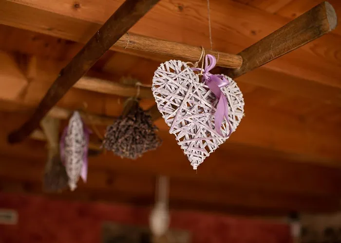 Borgo Di Calmasino *