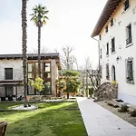 Borgo Di Calmasino ファームステイ