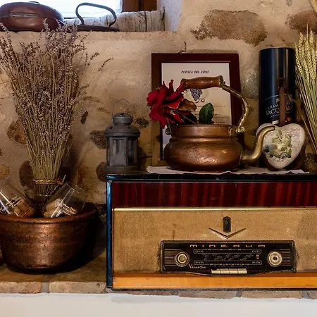 Borgo Di Calmasino Alloggio per agriturismo *